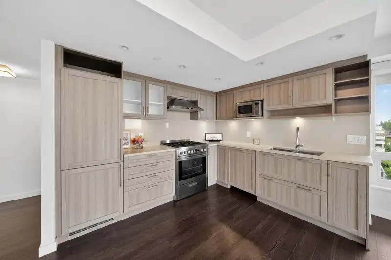 1502 5470 ORMIDALE STREET - photo 3 of 24