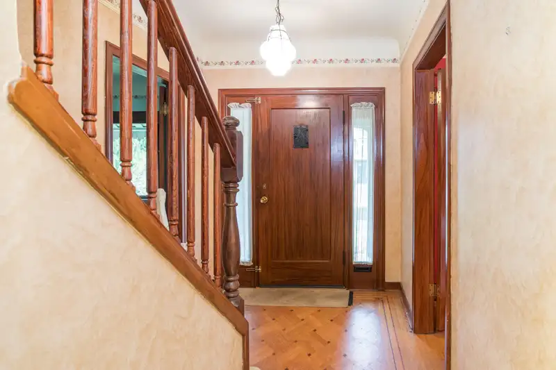 6857 LABURNUM STREET - photo 3 of 40