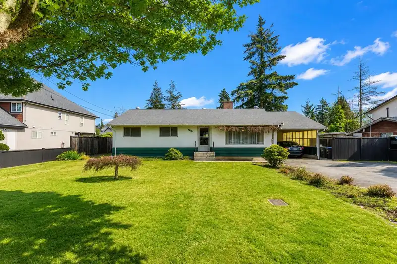 8736 154 STREET - photo 1 of 33