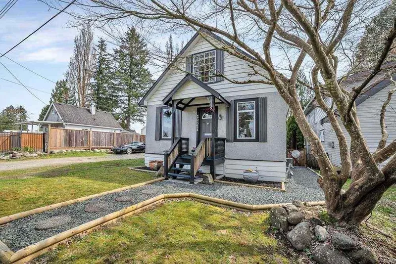 20324 HAMPTON STREET - photo 2 of 25