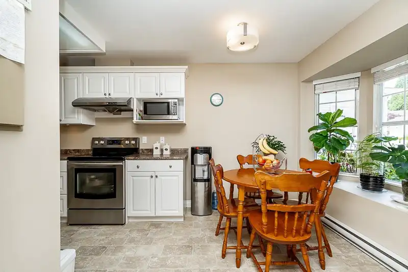 4 6537 138 STREET - photo 3 of 24