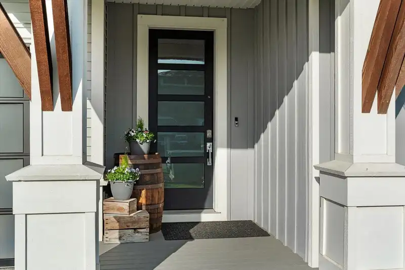 34 46213 HAKWELES ROAD - photo 2 of 39