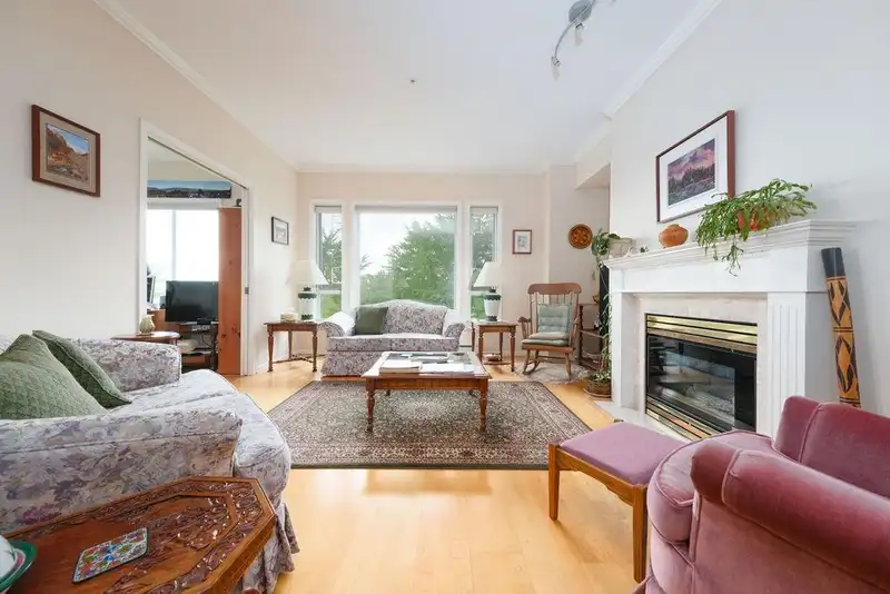 307 5262 OAKMOUNT CRESCENT - photo 4 of 35