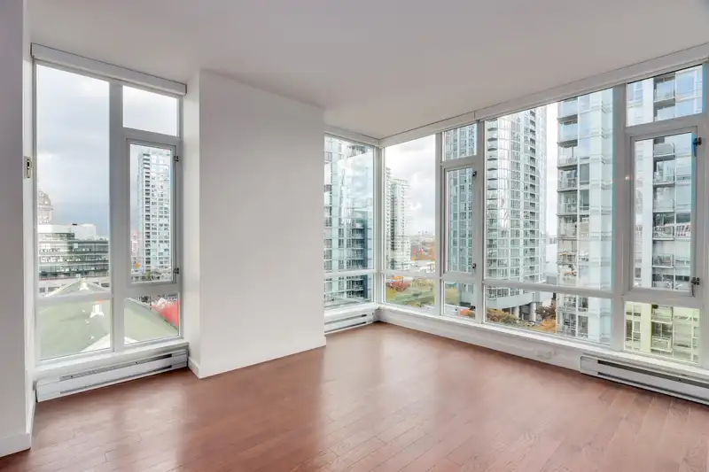 1115 161 W GEORGIA STREET - photo 3 of 29