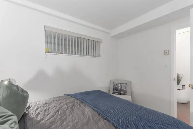 202 788 W 8TH AVENUE - photo 4 of 27