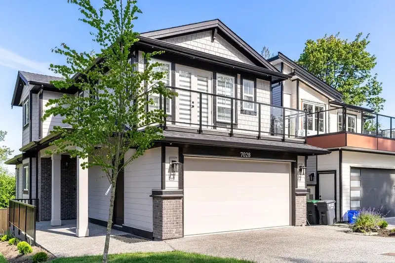 7028 205 STREET - photo 2 of 25