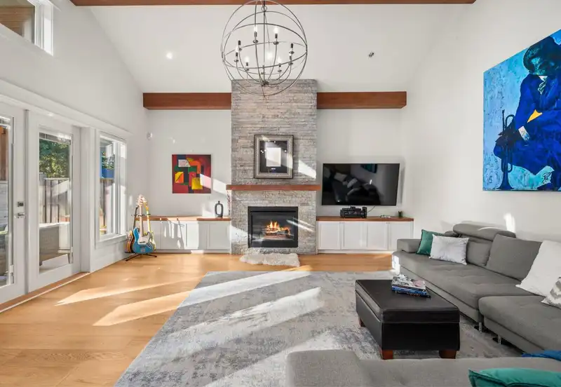 5183 WINSKILL DRIVE - photo 3 of 40