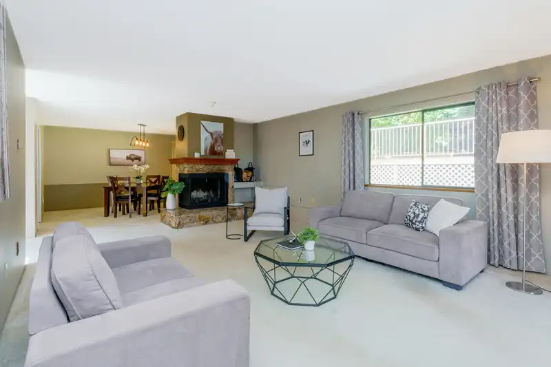 1261 LANSDOWNE DRIVE - photo 1 of 31