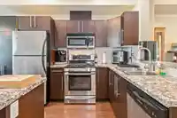 55 18199 70 AVENUE - thumbnail 9