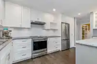 225 2451 GLADWIN ROAD - thumbnail 8