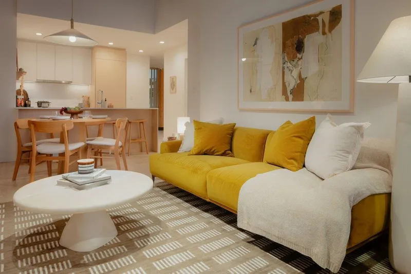 104 3633 WILLINGDON AVENUE - photo 3 of 15