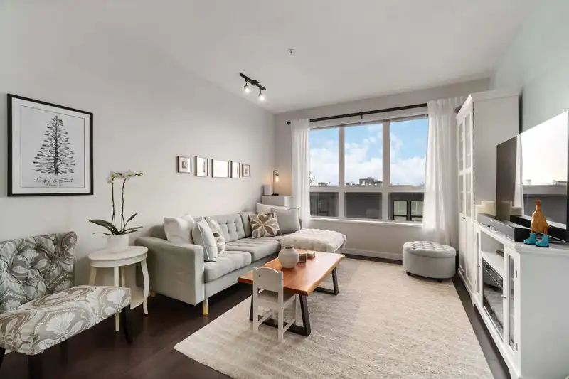 503 9168 SLOPES MEWS - photo 2 of 24