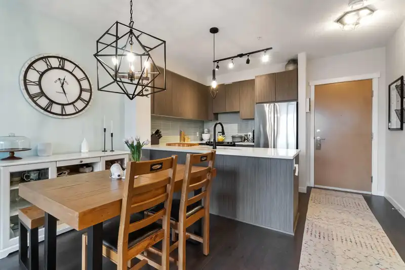 503 9168 SLOPES MEWS - photo 4 of 24