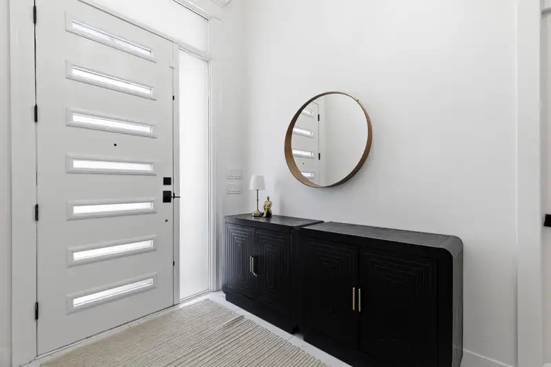 18080 67 AVENUE - photo 3 of 40
