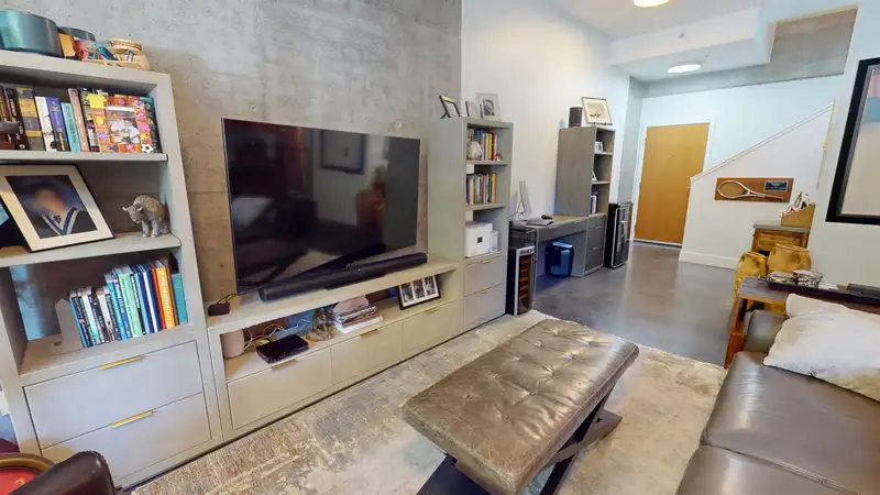 357 E 11TH AVENUE - photo 4 of 40
