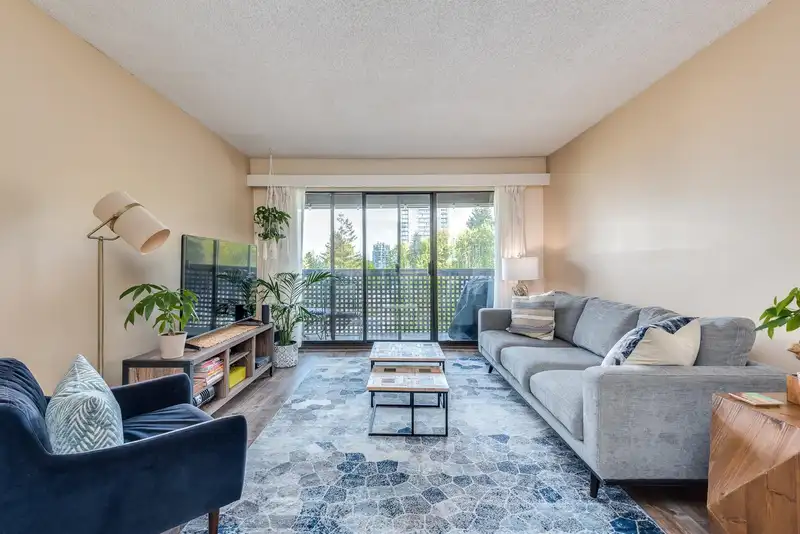 409 340 GINGER DRIVE - photo 1 of 20