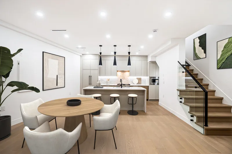 1 2282 E 8TH AVENUE - photo 2 of 18