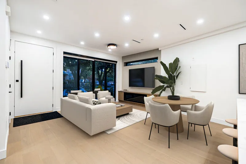 1 2282 E 8TH AVENUE - photo 3 of 18