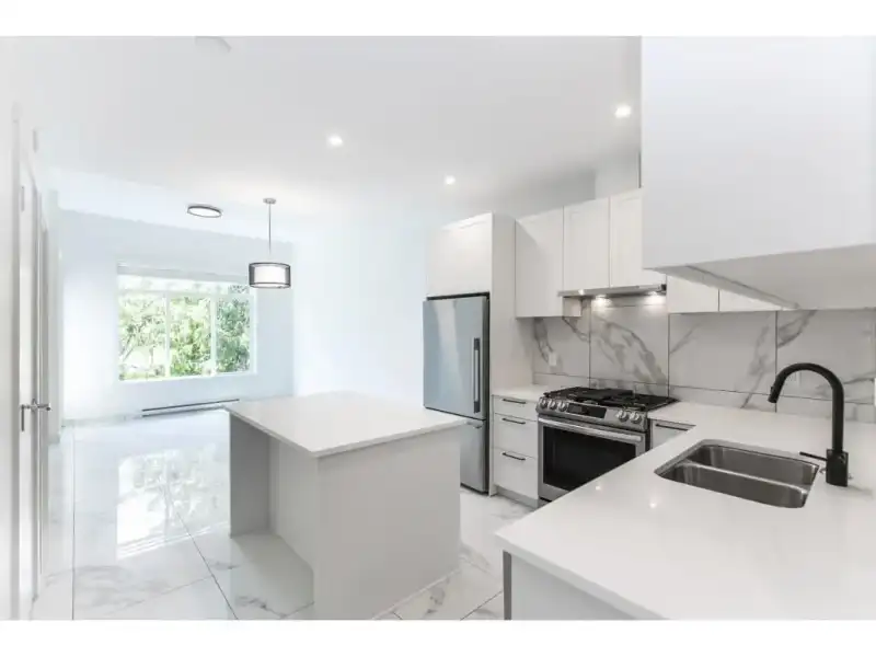 109 5415 BRYDON CRESCENT - photo 1 of 18
