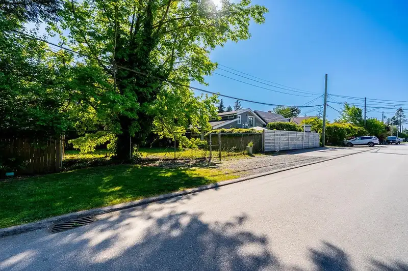 12276 AGAR STREET - photo 3 of 30