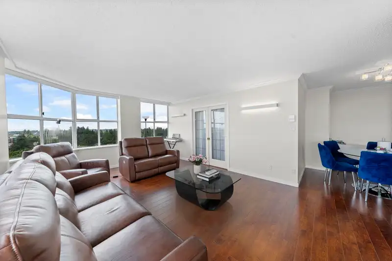1002 11920 80 AVENUE - photo 2 of 40
