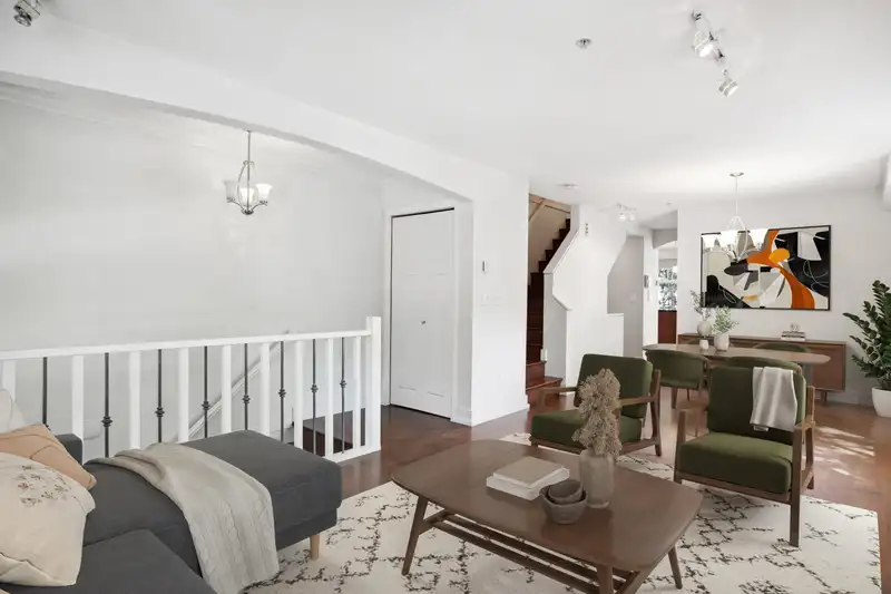 25 15833 26 AVENUE - photo 3 of 25