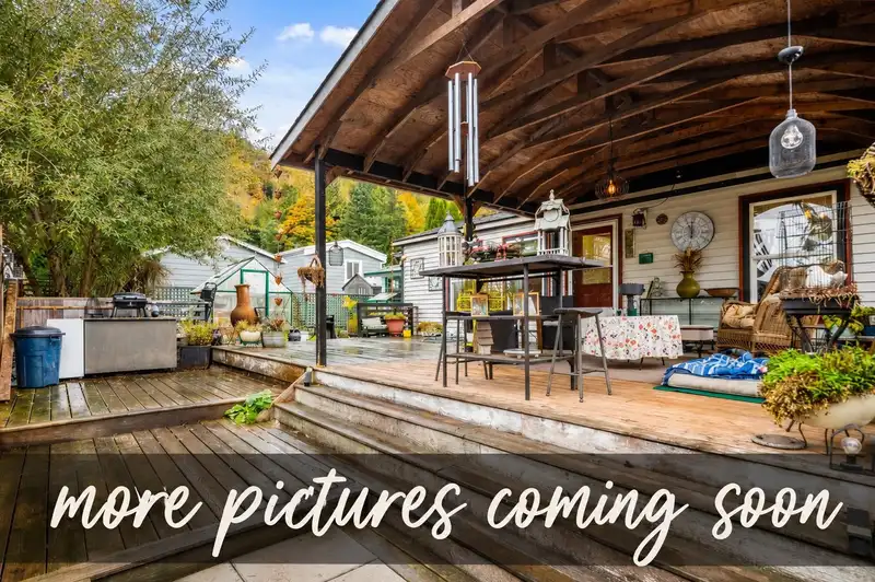 139 10221 WILSON STREET - photo 2 of 4