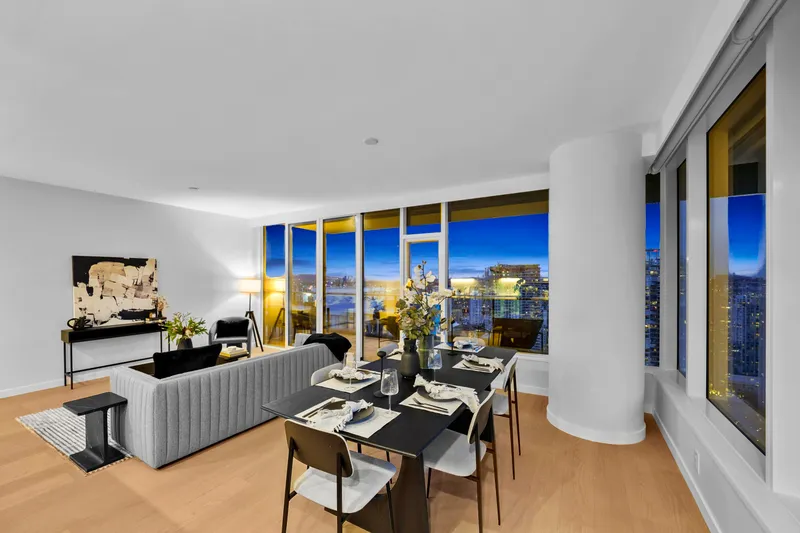 3503 1335 HOWE STREET - photo 2 of 25