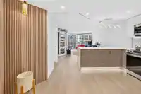 1110 1050 BURRARD STREET - thumbnail 5