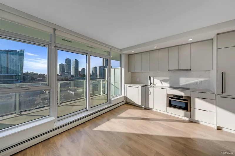 1110 13685 102 AVENUE - photo 4 of 25