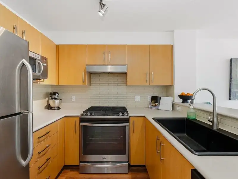 311 300 KLAHANIE DRIVE - photo 4 of 16