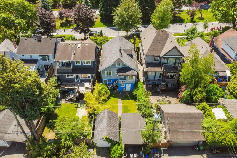 3149 W KING EDWARD AVENUE - photo 2 of 18