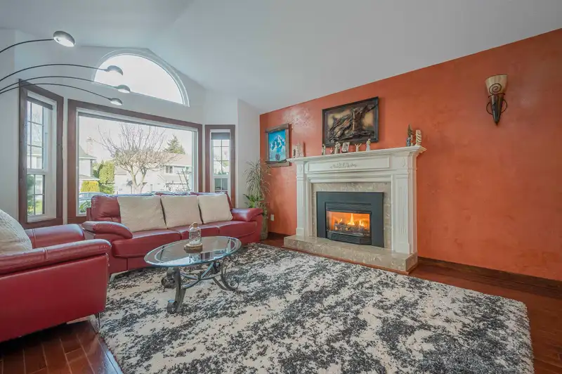 31344 DEHAVILLAND PLACE - photo 3 of 40