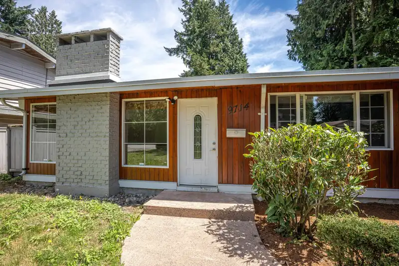 9714 131 STREET - photo 3 of 28