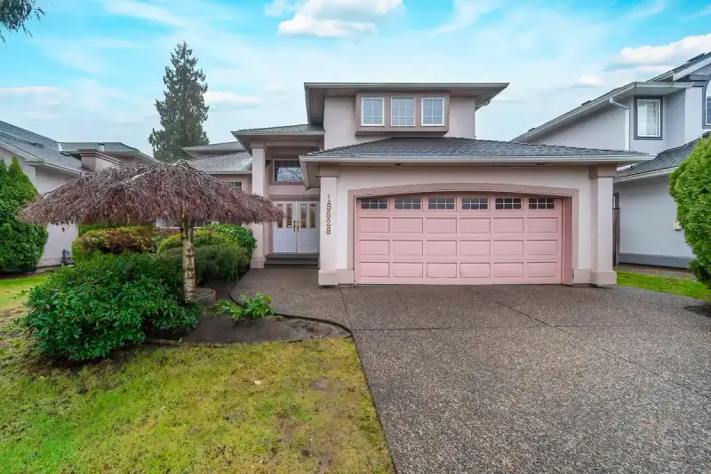 15828 88A AVENUE - photo 1 of 34