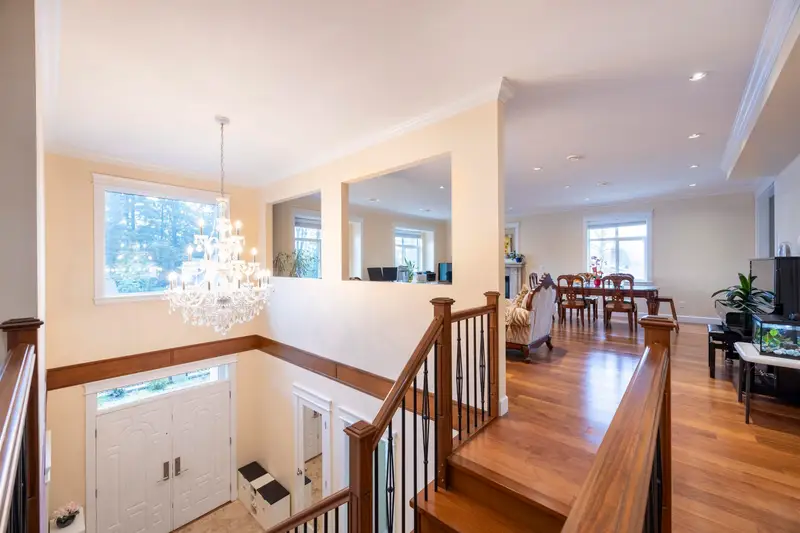 4346 WILDWOOD CRESCENT - photo 4 of 25