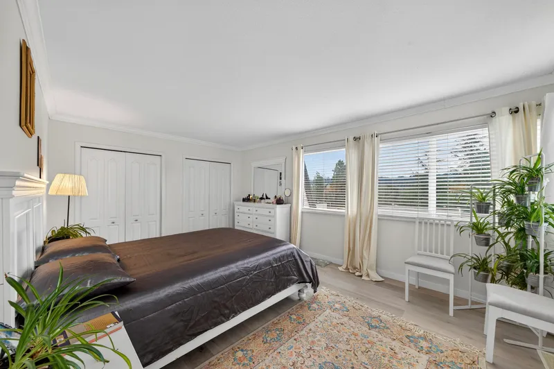 203 1220 FALCON DRIVE - photo 2 of 25