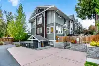 16 9989 240A STREET - thumbnail 1