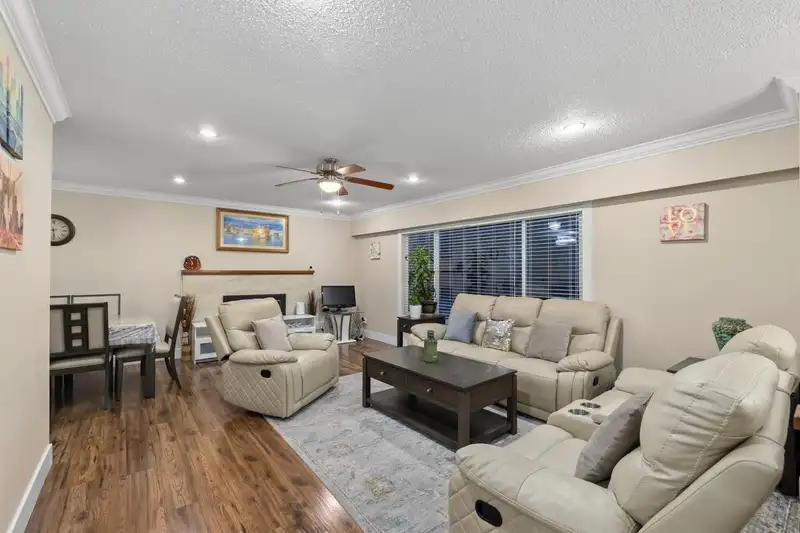 2316 BEAVER STREET - photo 3 of 40