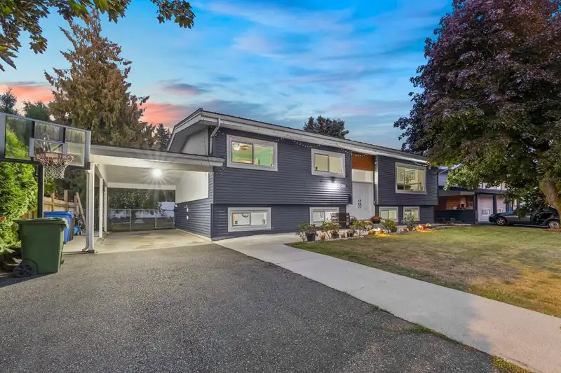 2316 BEAVER STREET - photo 4 of 40