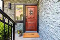 647 THURSTON CLOSE - thumbnail 2