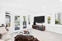 647 THURSTON CLOSE - thumbnail 14