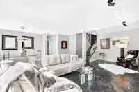 647 THURSTON CLOSE - thumbnail 4