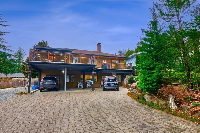 630 SYDNEY AVENUE - photo 4 of 25