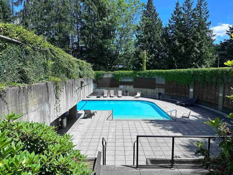 507 9521 CARDSTON COURT - photo 3 of 5