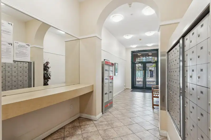 3238 HEATHER STREET - photo 2 of 28