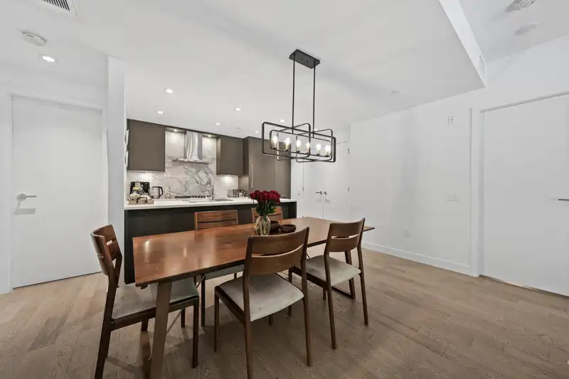 103 1055 RIDGEWOOD DRIVE - photo 4 of 18