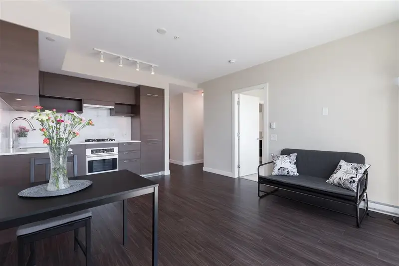 2808 570 EMERSON STREET - photo 4 of 21