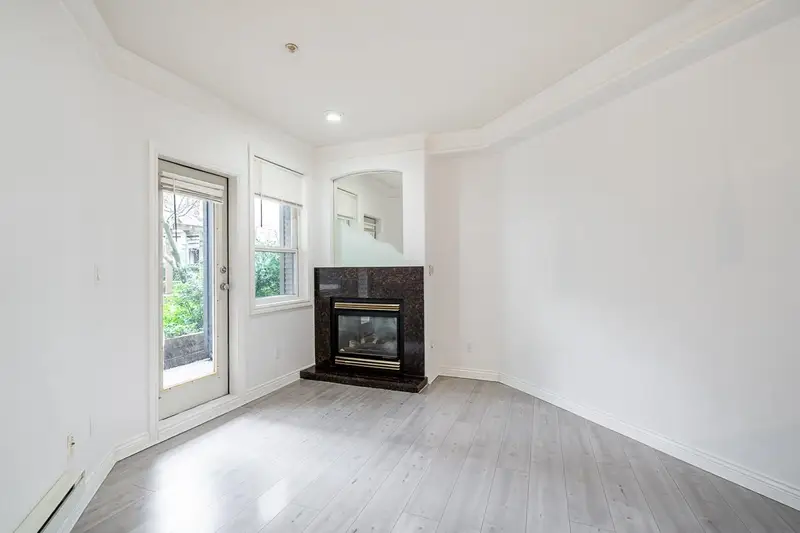 115 8115 121A STREET - photo 3 of 12