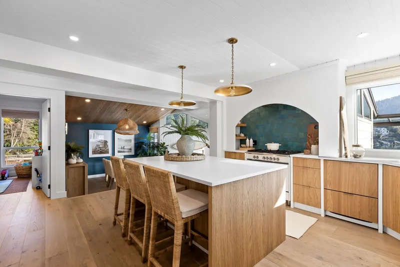 184 TURTLEHEAD ROAD - photo 4 of 25